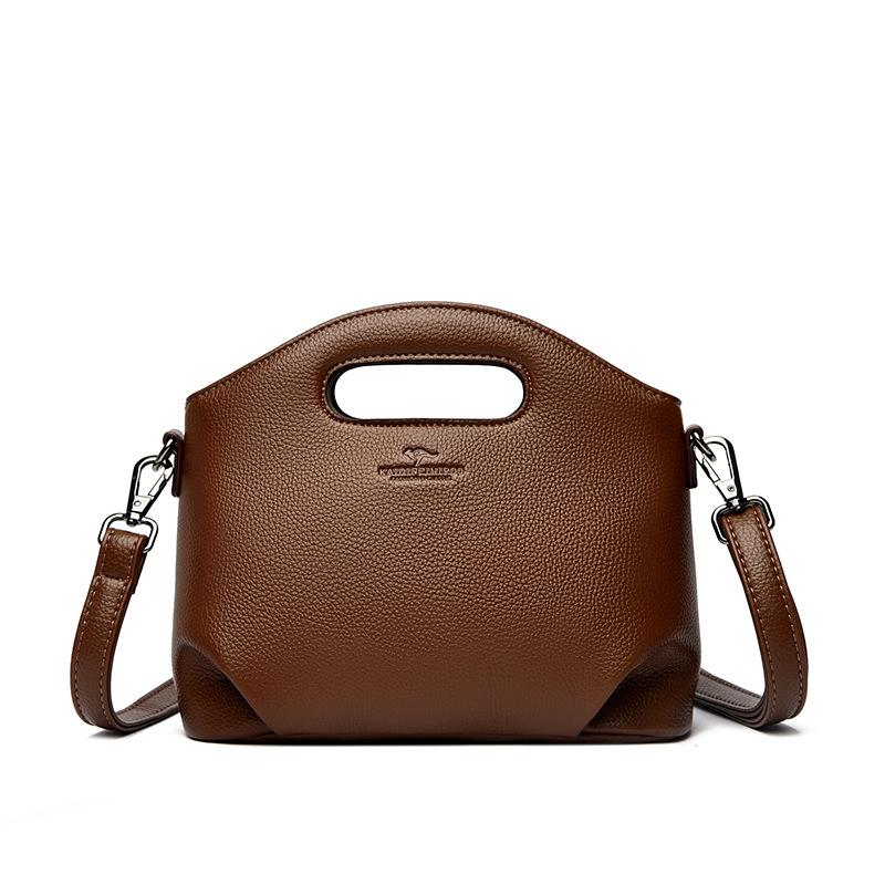 

A New Soft-leather, Large-capacity Crossbody Bag for Women s Commuting To Work, Featuring A Niche Retro Handbag темно-коричневого