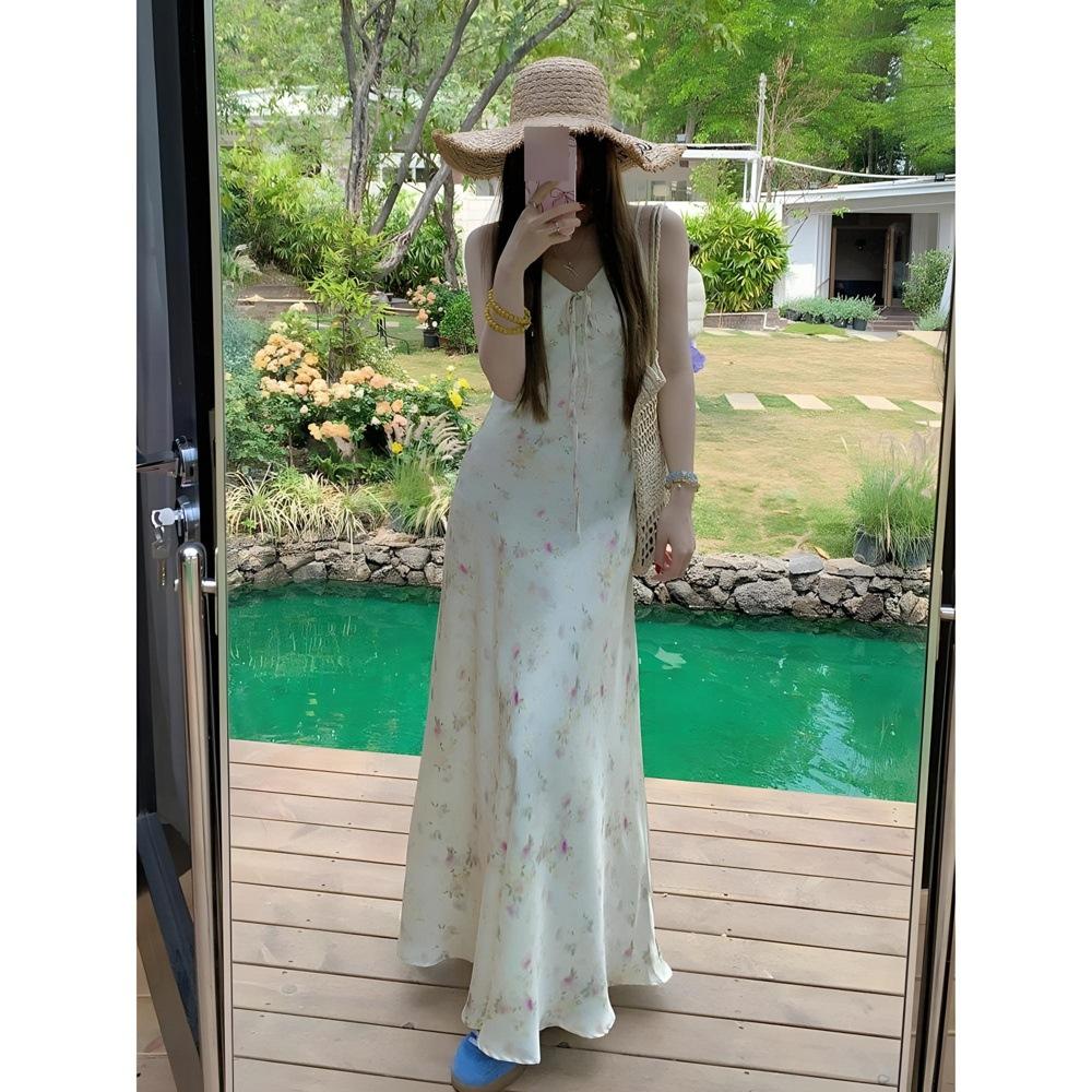 

Платье с цветочным принтом и V-образным вырезом, женское летнее, нежный курортный стиль, повседневный женский сарафан, юбка макси XL- (recommended 110-60kg)