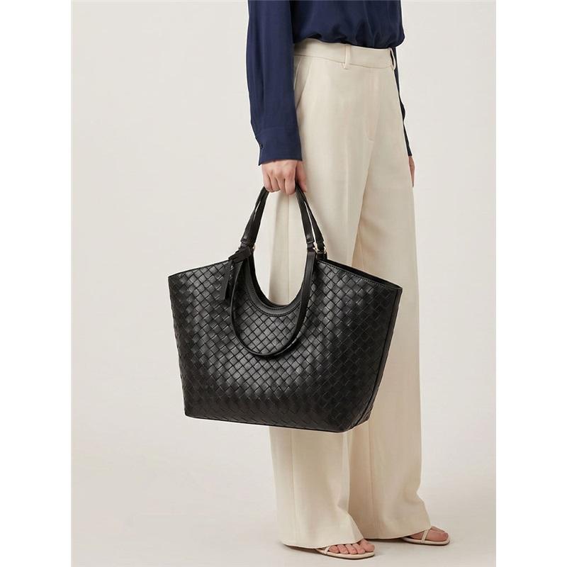 Tote Bag Woven Pattern Bag High-end Retro Fashion Women's Bag Large Capacity Commuter Shoulder Bag For Women