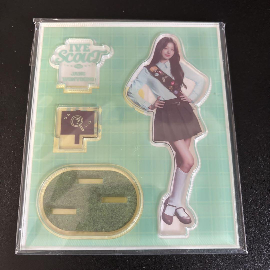 

[Б/У] IVE Wonyoung SCOUT Seoul Con Акриловая подставка с торговой карточкой