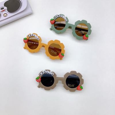 Fashion Children'S Sunglasses Cartoon Cute Strawberry Shape Sun Protection Uv Protection Glasses Children'S Glasses Tide