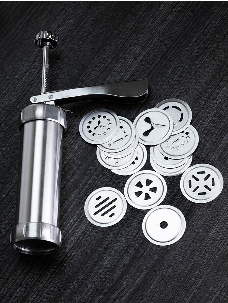 20dílná hliníková sada vykrajovátek na sušenky a zdobících nástrojů