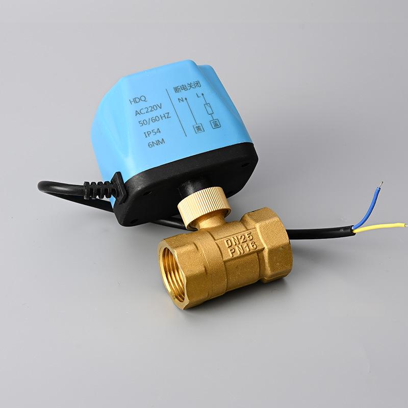 Elektrický dvoupólový kulový ventil z mosazi AC220V - Normálně otevřený/zavřený