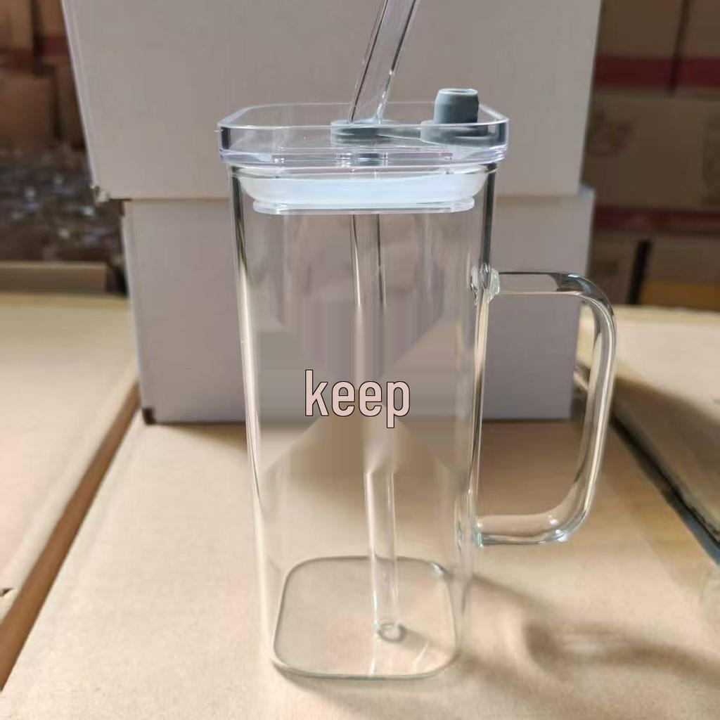 INS Stil Schmetterlingsbecher: Hohes Borosilikatglas, Transparentes quadratisches Design mit Griff & Strohhalm, Temperaturbeständig für Frauen.