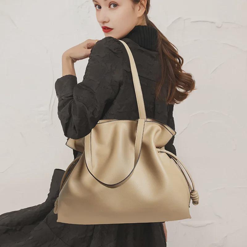 Women's Genuine Leather Pleated Bucket Bag - Autumn/Winter Shoulder Tote