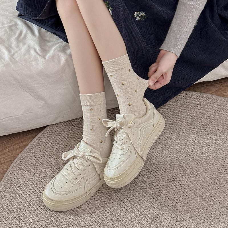 Women's Autumn & Winter Floral Mid-Calf Socks - French Style, Trendy, Versatile, and Retro.