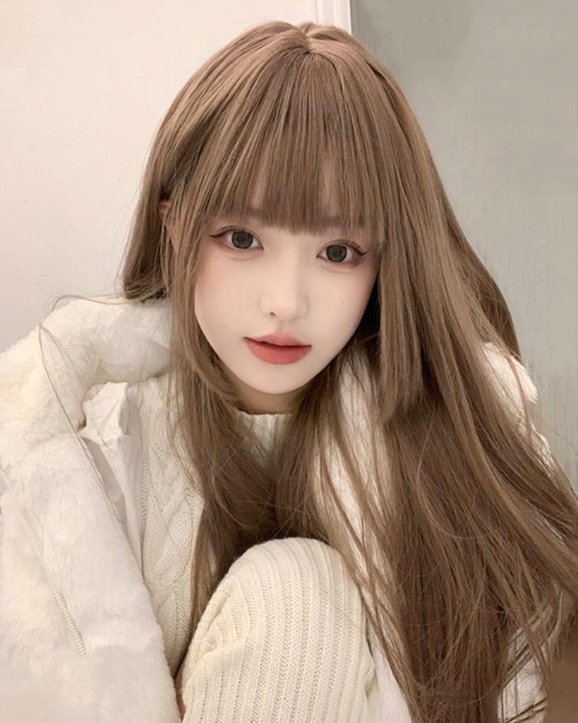 Sizuuenn Full with Blunt Light Honey with for School Cultural and Photo Women's Wig, Long, Straight, Bangs, Brown, "Warm Tea" Flaxen, Heat-Resistant,
