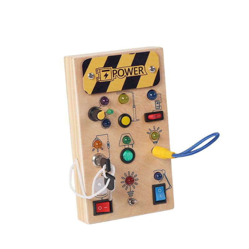 Montessori Hračky Dřevěná Aktivní Tabule Spínačové Hračky S Tlačítkem LED Světla Senzorické Cestovní Hračky pro Batole Předškolní Vzdělávací Aktivita
