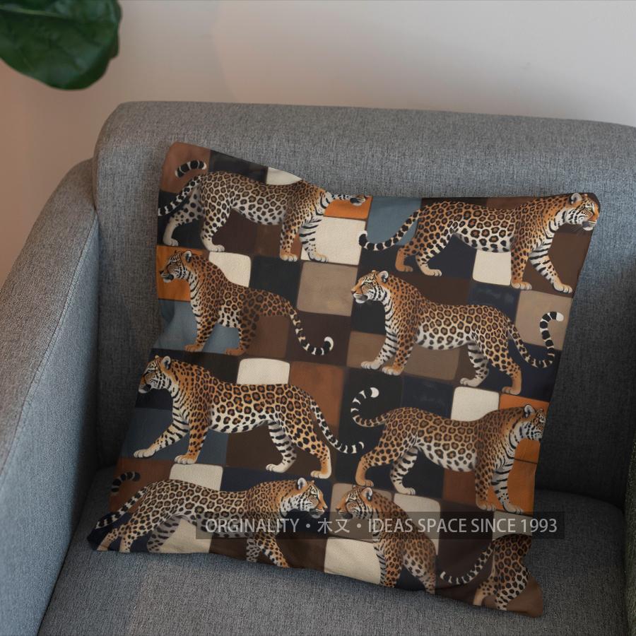 2D Colorful Geometric Jaguar-Printed Pillow Cover Pattern Cushion Cover Suitable For Sofa Bedroom Car Pillow Cover
