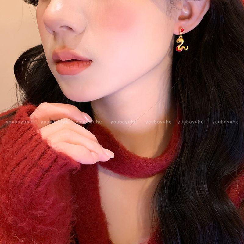 

Преимущества коллекции пудры для питомцев! 2025 Новое поступление Модные серьги Пусеты Ожерелье Модные Доступная Роскошь Аксессуары для волос Аксессуары