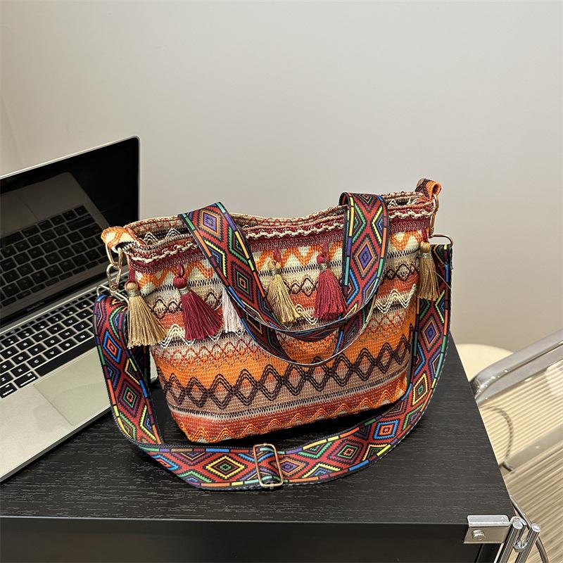 Böhmische Strandtasche mit Fransen, großem Fassungsvermögen, für den Urlaub, Retro, vielseitig und schlicht, Einzelschultertasche