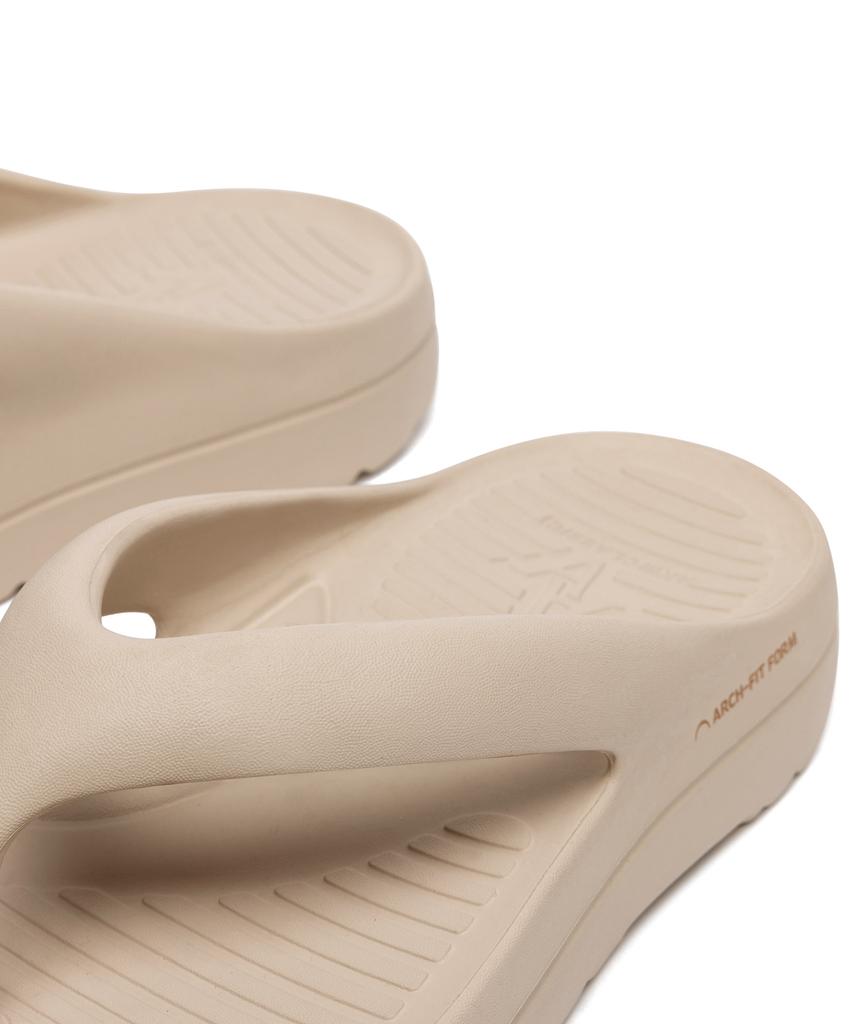 Akiii Classic Arch-Fit Foam Flip-Flops Sahara Beige