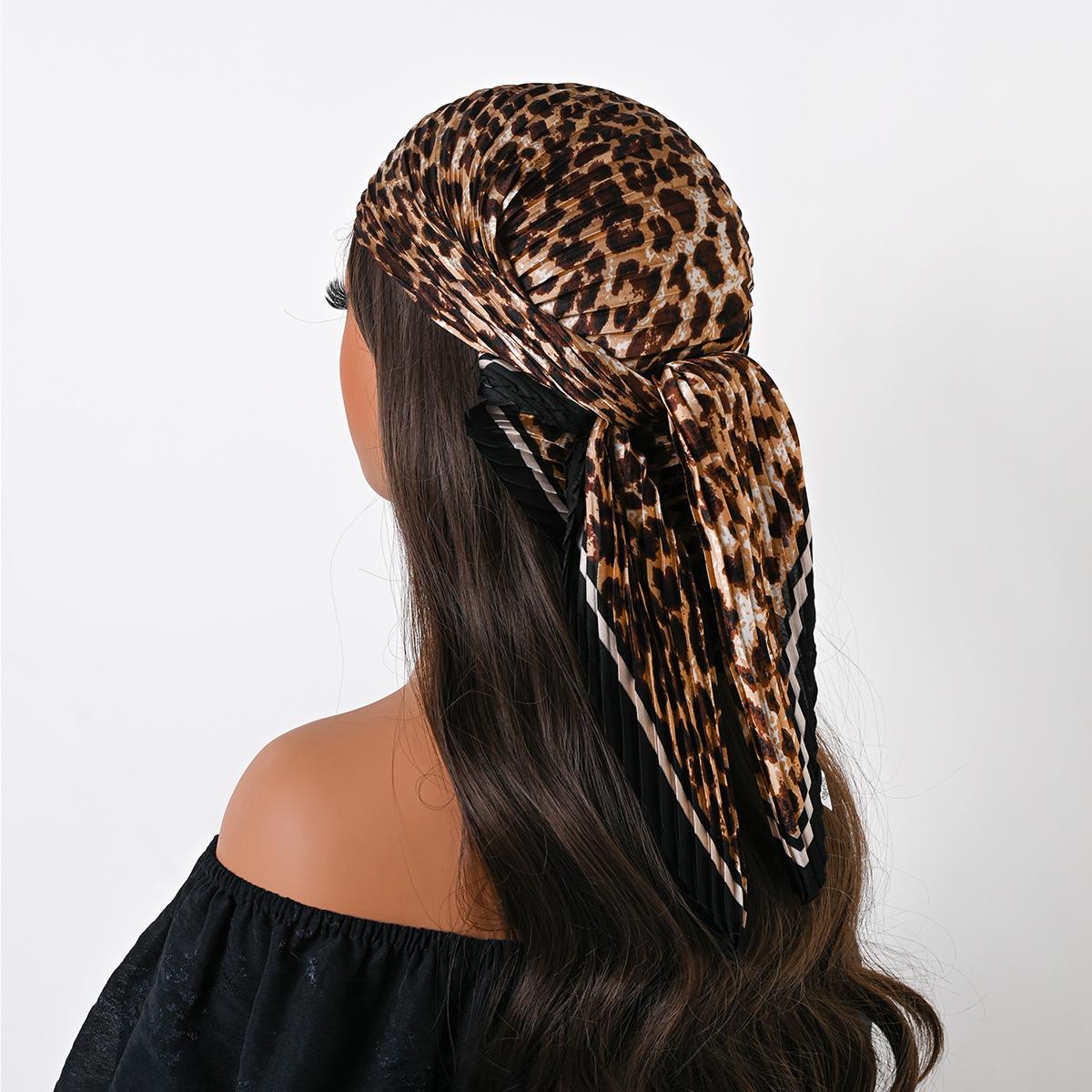 

Four Seasons New 70cm Silk Pleated Scarf Leopard print Small Scarves Square Scarf Satin Neckerchief Decorative Headscarf Bandana