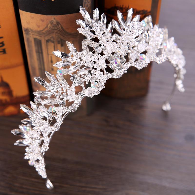 

2026 Bride Crystal Crown Bride Crown Headband Headgear Princess Birthday Banquet Headgear Bridal Accessories 12*6CM