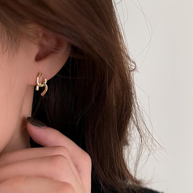 

Simple Double C Stud Earrings for Women - Chic, Minimalist, Versatile, Commuter Style