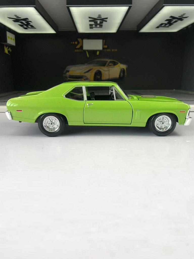 Maisto 1:24 1970 Chevrolet Nova SS car model, zinc alloy metal decoration, collectible gift car