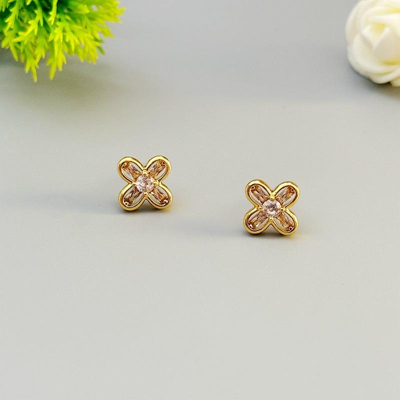 

Dongdaemun Light Luxury Four-Leaf Clover Stud Earrings High-End Versatile Women S Earrings золотой
