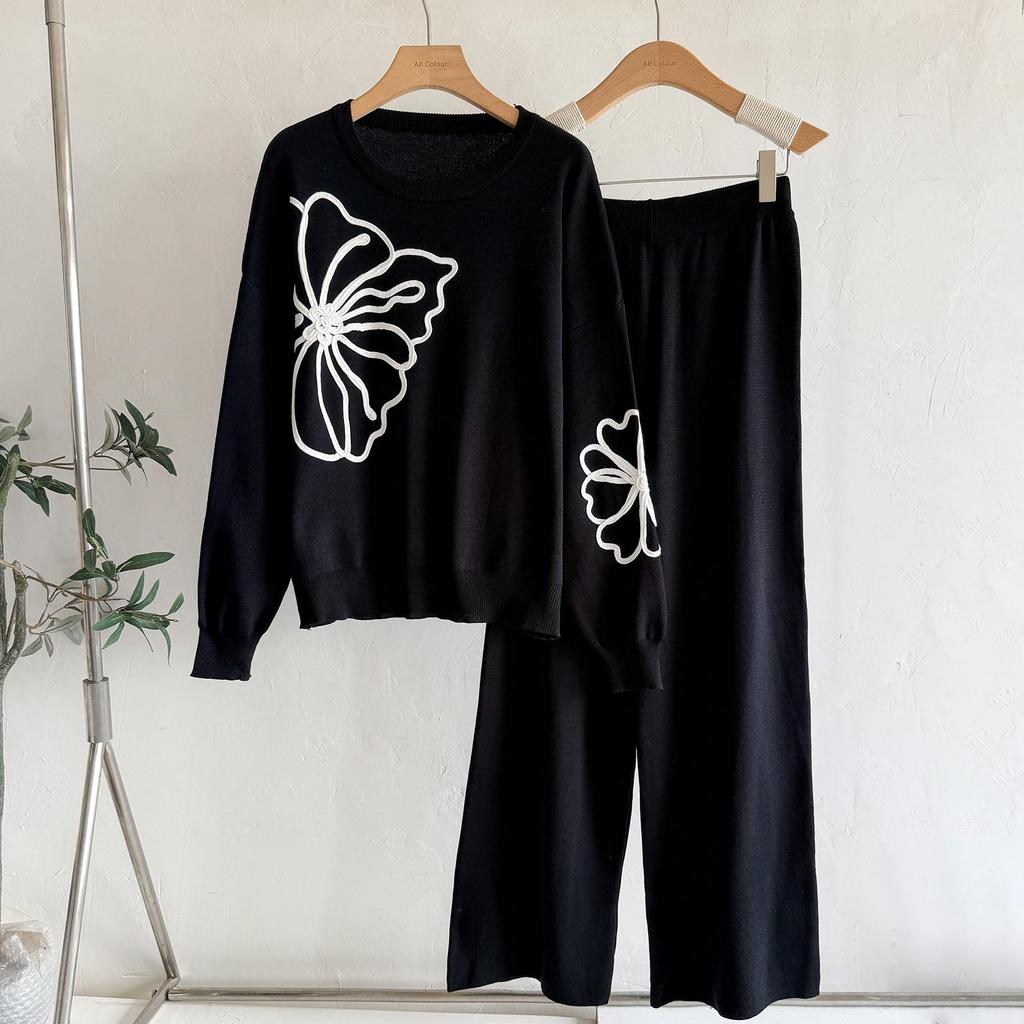 European Style Embroidered Knit Sweater & Loose Wide-Leg Pants Two-Piece Set for Women