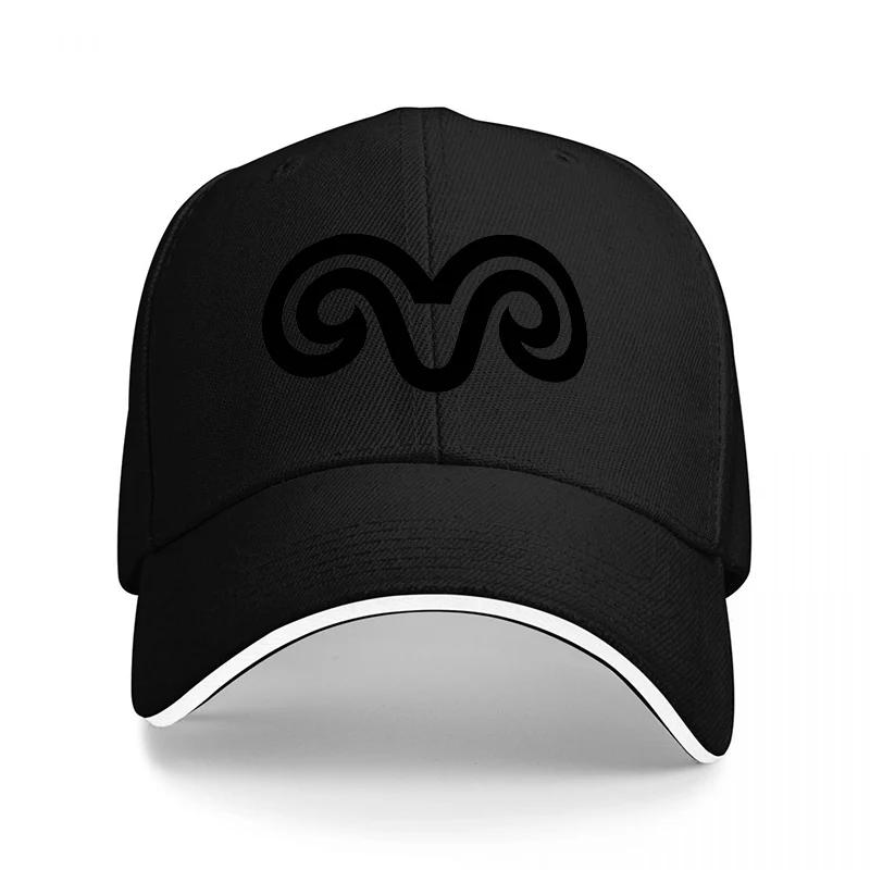 Black Baseball Cap with Abstract Wave Design Logo Fashionable Streetwear Accessory for Men and Women Casual Outdoor Wear Style