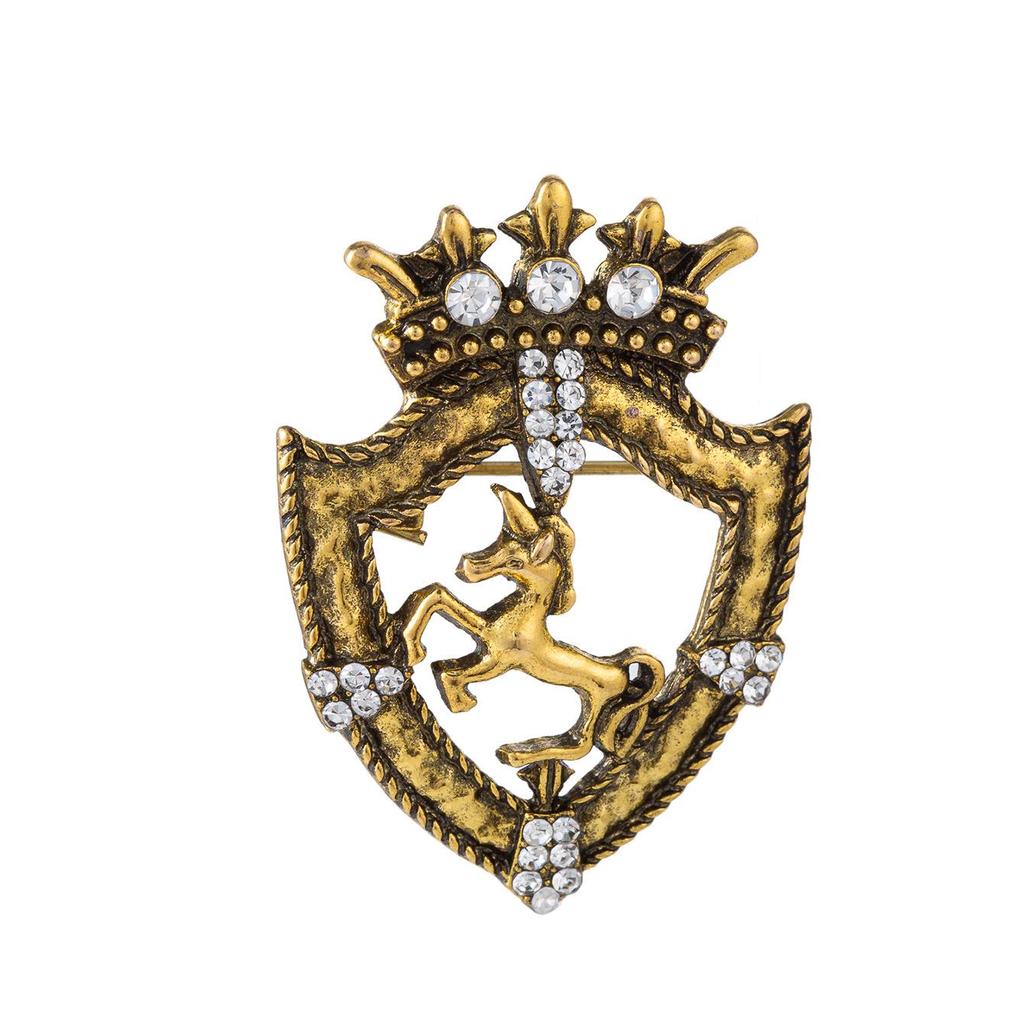 Men's Vintage Horse Shield Lapel Pin – Retro Crown Suit Brooch Accessory