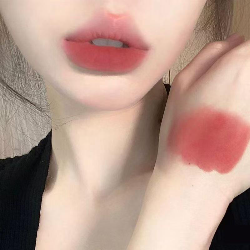 

Розовая помада Boog Rainbow - Мягкая матовая помада-блеск в корейском стиле для студентов и вечеринок. 2.5g