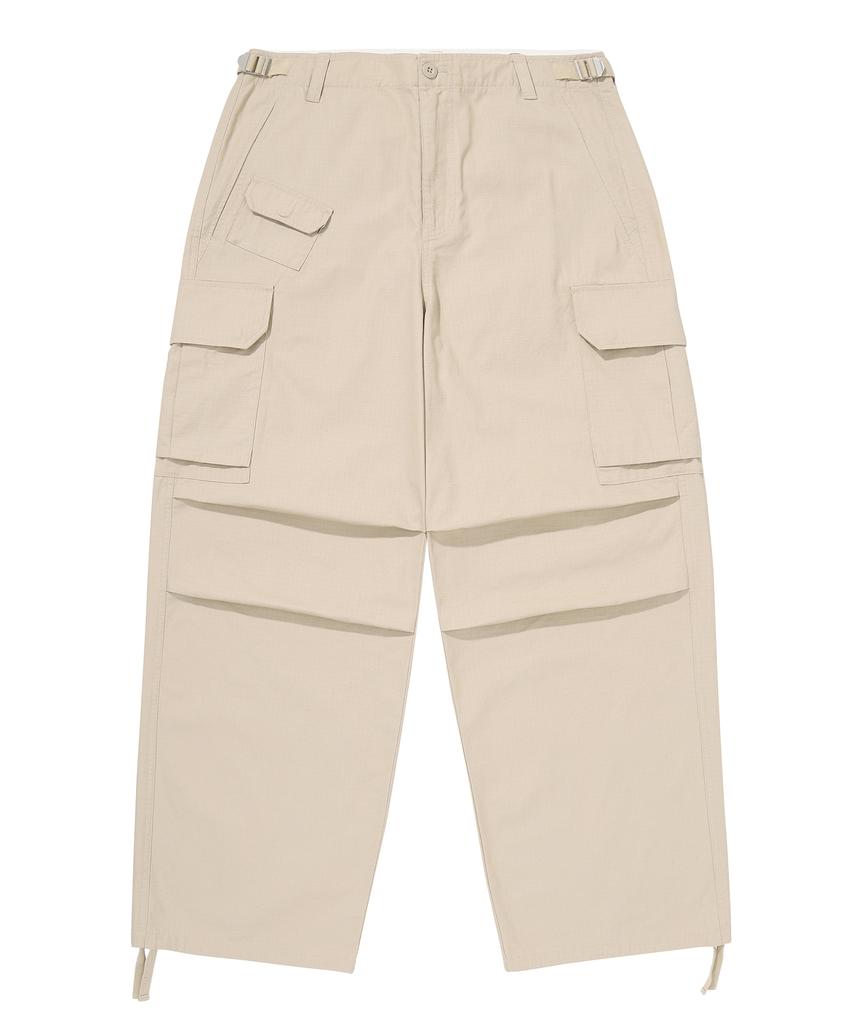 Syupeodeulai Cargo Parachute Pants Beige