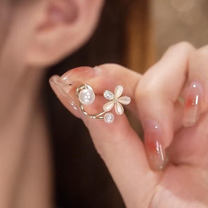 Silbernadel-Temperament-Perlenstecker für Damen, ein zweifach tragbarer Opal-Ohrring, Nischen-Design, süße Ohrringe