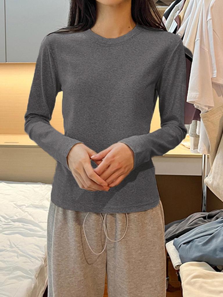 Women's Fleece-Lined Slim Fit T-Shirt: Round Neck, Dropped Shoulders, Cinched Waist, Long Sleeves, Flattering Inner Layer for Autumn/Winter 2025.