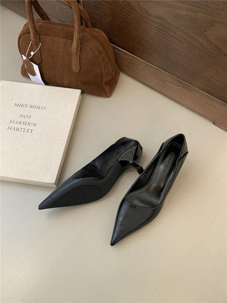 Niche fine heel suede leopard print single shoes women's 2025 spring new Korean version French temperament shallow mouth pointed women's shoes