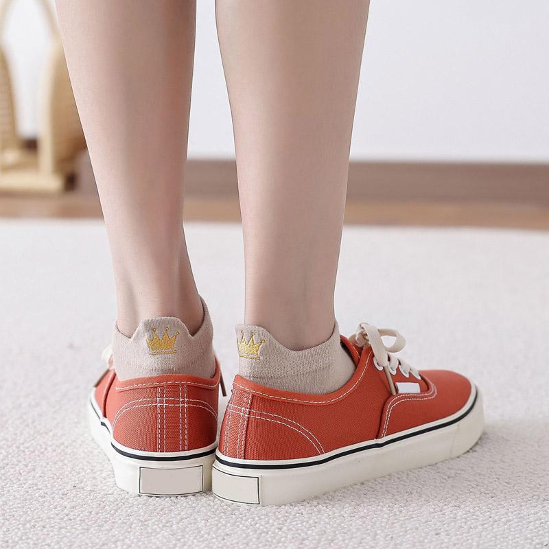 1/4 Pairs Neue Socken Frauen Baumwolle Socken Knöchel Kurze Nette Casual Weiß Candy Farbe Sommer Herbst Schule Mädchen Straße Socken