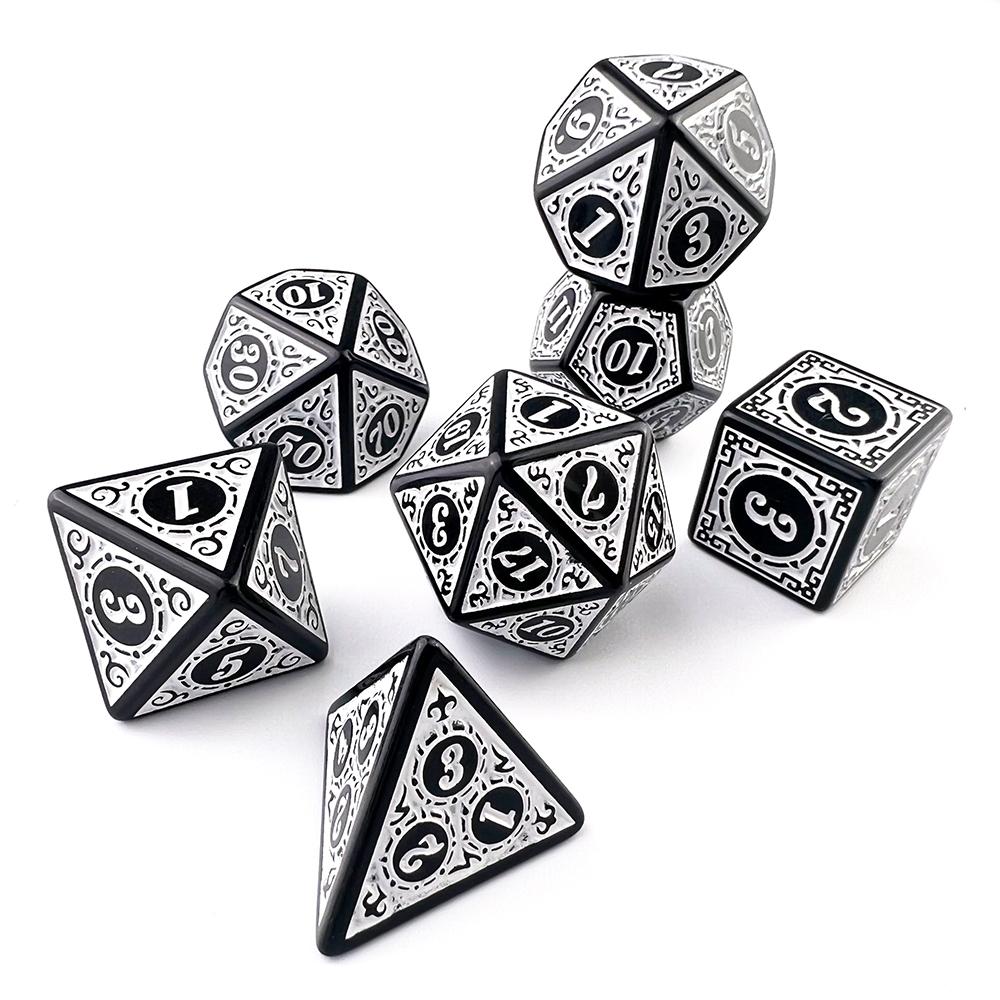

Высококачественный пластиковый набор кубиков Dnd 7 шт. для RPG настольных игр с уникальными узорами и ретро-шрифтом - Бесплатная доставка