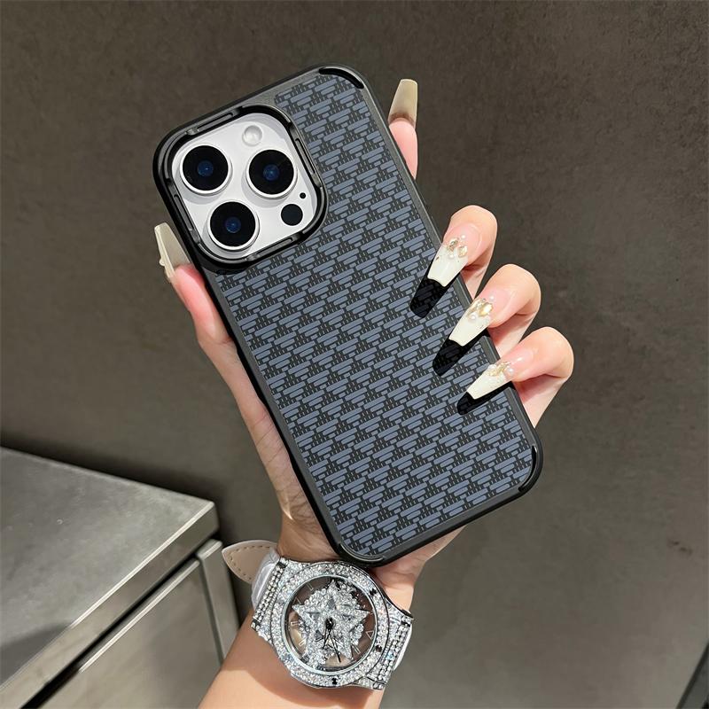 Luxury Carbon Fiber Pattern For Magsafe Matte Case For iPhone 16 15 14 Plus 13 12 Pro Max Magnetic Shockproof Bumper Armor Cover