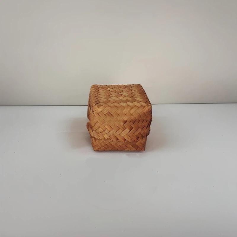 Bamboo Woven Reusable Gift Box Tight Seal Durable Handmade Container for Tea Dried Goods Easter Holiday Gift Packaging