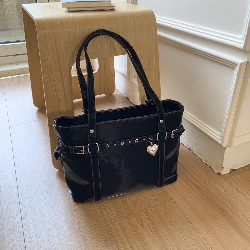 

Large-capacity commuter tote bag women s summer new casual shoulder bag multi-functional backpack backpack чёрный