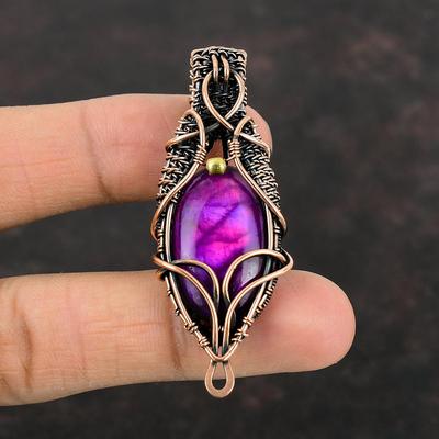 Pendente in Rame e Labradorite Rosa Fuoco Pendente in Pietra Preziosa Avvolto in Filo di Rame Fatto a Mano Gioielli in Filo di Rame Regalo per la Moglie Gioielli in Labradorite