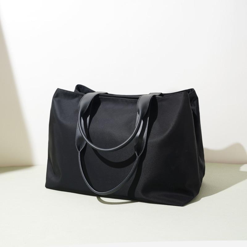 Fashion Shoulder Bag Oxford Cloth Portable Large Capacity Versatile Tote Bag Lightweight Travel Men's and Women's Bag