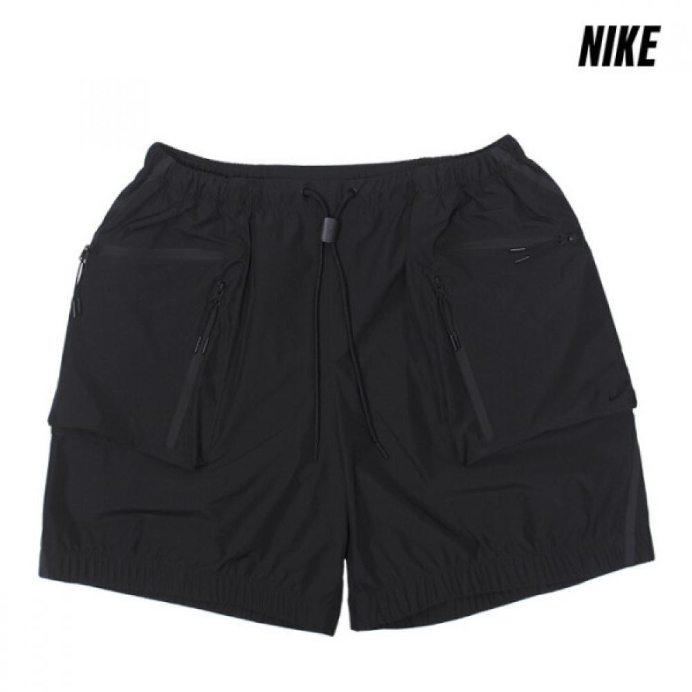 Nike Men S Lightweight Tech ShortS 80(M)