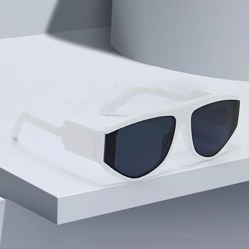 Trendy Gradient Square Sunglasses for Women Stylish Color Matching Elegant Leg Design UV Protection