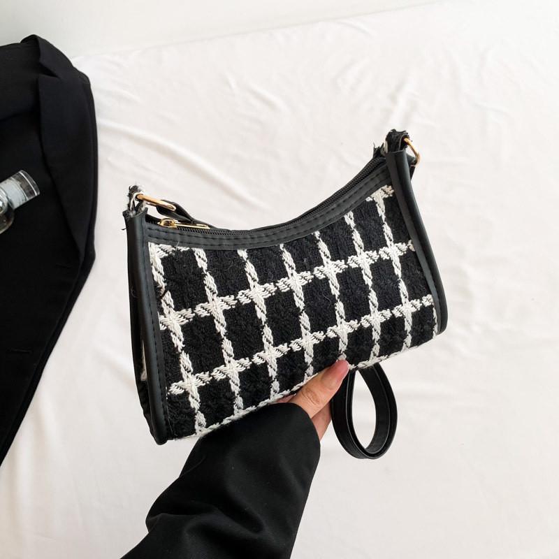 

Stylish Black And White Pu Shoulder Bag For Women Elegant Vintage Design With Unique Charm чёрный
