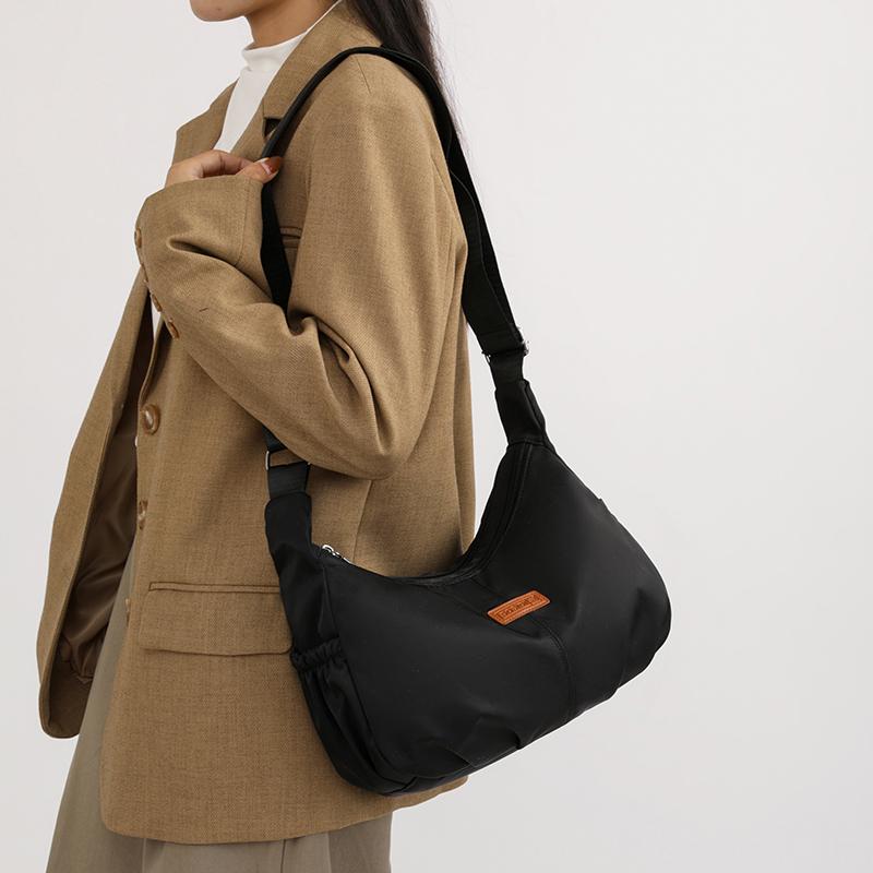 Casual Nylon Womens Shoulder Bag Fashion Simple College Style Crossbody Bag Large Capacity Designer Ladies Handbag Purse