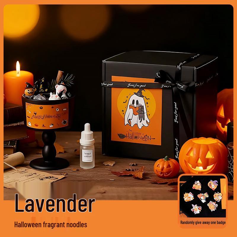 High-End Halloween Pumpkin  Ghost Scented Candle - Cute Souvenir Gift Includes a random Halloween-themed badge
