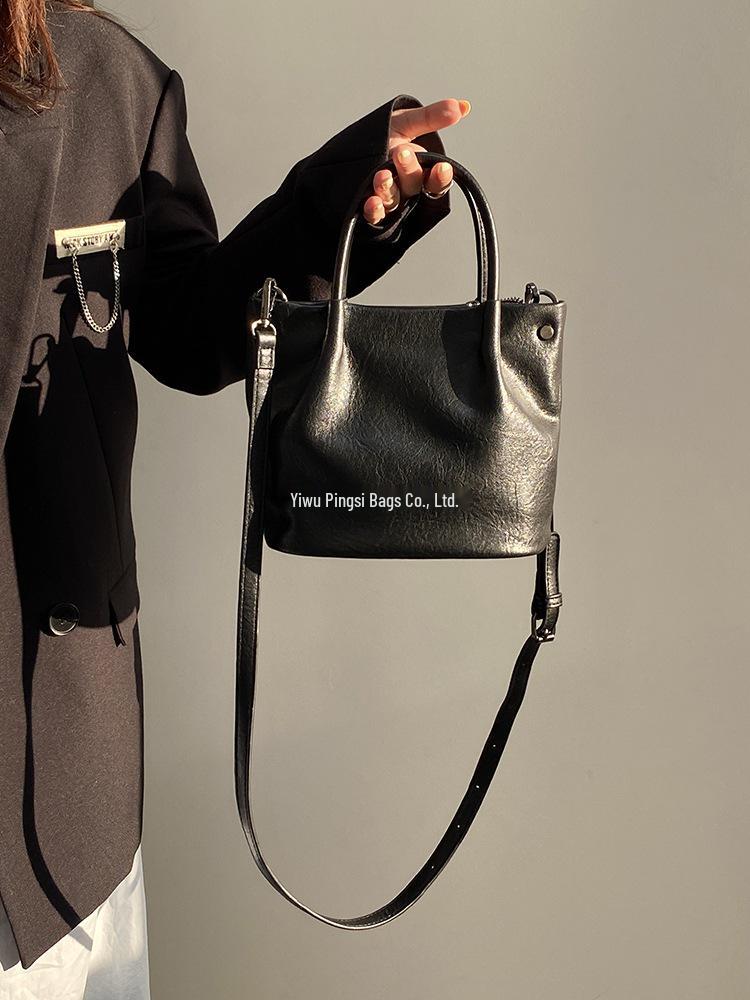 2025 Women's Retro Versatile Bucket Handbag - Casual, Handheld, Shoulder, Crossbody