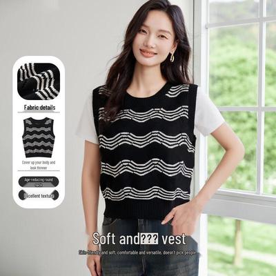 Women's French Style Sleeveless Wavy Knit Vest