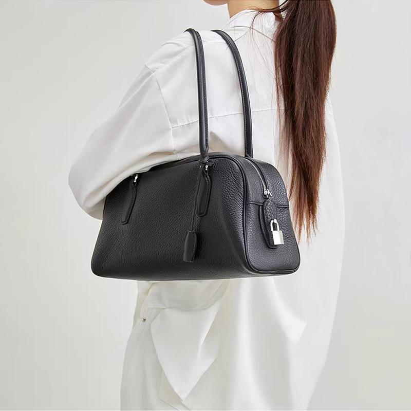 First Layer Cowhide Boston Bowling Bag Simple Women's Row Large Capacity Leather Commuter Underarm Shoulder Pillow Bag
