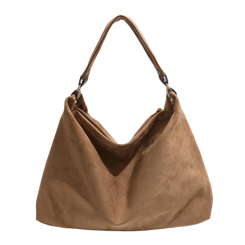 

Женская сумка на одно плечо 2024 Осень/Зима - Большая вместимость, Трендовая, Универсальная, Сумка-тоут в крутом ленивом стиле коричневый