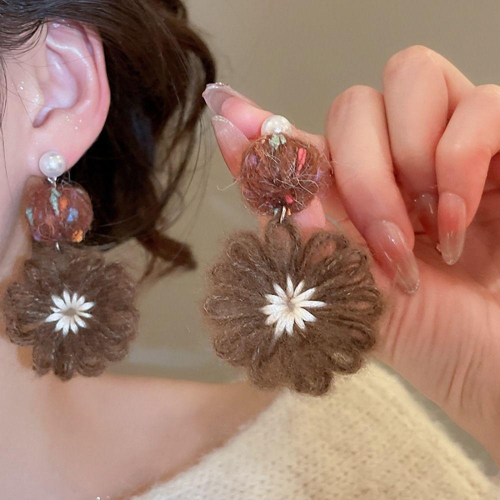 Sweet Flower Crochet Earrings Temperament Bohemia Dangle Earrings Daisy Flower Earrings  Female