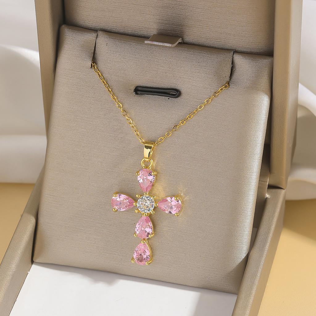 Cool Luxury Shiny Zircon Cross Pendant Necklaces for Women Men Fashion Stainless Steel Chains Collar Jewelry Accessories Gift