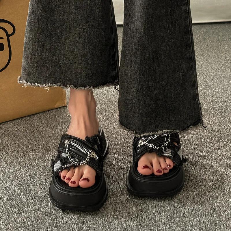 Thick Soled Slippers for Women Summer Chain Denim Chunky Heel Fashion Cross Slides Open Toe Outdoor Beach Woman Walking Slides