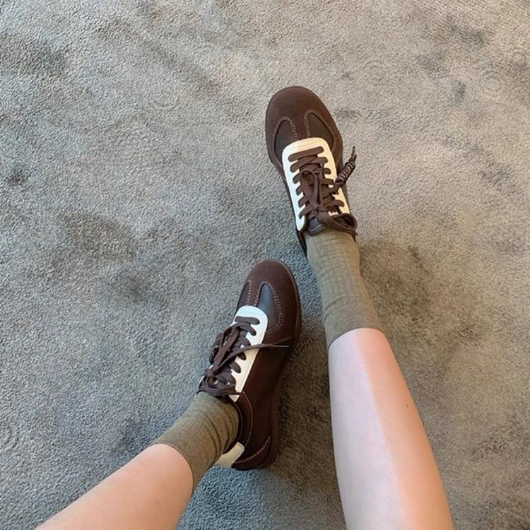 Women's Retro Colorblock German Trainers 2025, Versatile Inner Heightening Round Toe Lace-up Casual Sports Shoes, Forrest Gump Style.