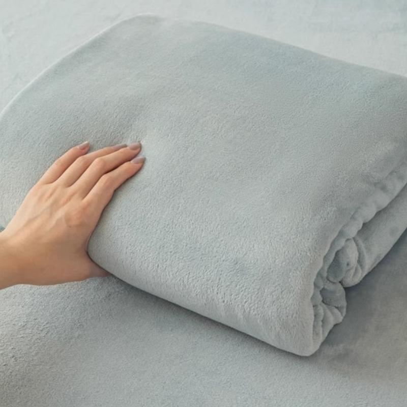 Solid Color Double Sided Autumn Winter Blanket Thickened Coral Fleece Nap Blankets Multi Purpose Double Air Conditioning Quilt